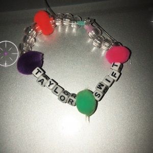 Taylor Swift Pom Pom Vsco Bracelet
